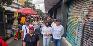“Caminando juntas” con Sheinbaum, afirma Paulina Pérez en el Zócalo